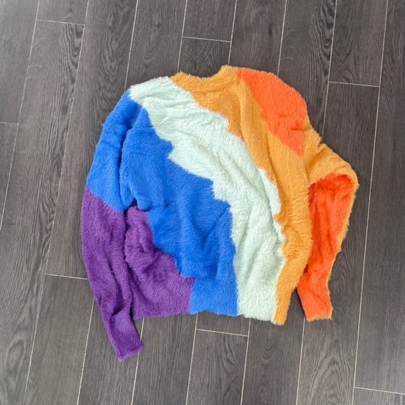 【Sold】rainbow round neck sweater - Picture 2 of 3